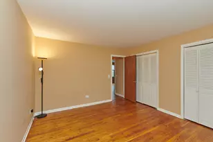 1762 W Highland Ave, Chicago, IL 60660 - Photo 7
