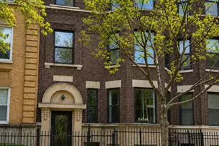 4040 S Calumet Ave, Chicago, IL 60653 - Photo 1