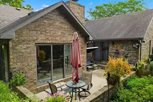 2128 Melvin Dr, Rock Falls, IL 61071 - Photo 9