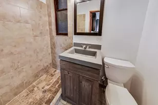1138 W Addison St, Chicago, IL 60613 - Photo 15