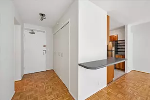 3600 N Lake Shore Dr, Chicago, IL 60613 - Photo 17
