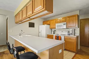 7944 Royal Oaks Rd, Rockford, IL 61107 - Photo 11