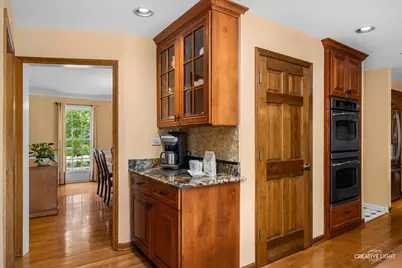 712 Burgess Hill Road, Naperville, IL 60565 - Photo 11
