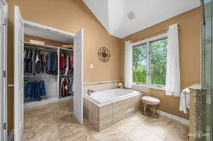 712 Burgess Hill Rd, Naperville, IL 60565 - Photo 25