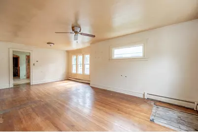 527 S Summit Avenue, Villa Park, IL 60181 - Photo 5