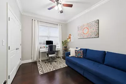 2454 W Foster Avenue #2E, Chicago, IL 60625 - Photo 9