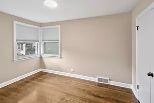 3916 Sunnyside Ave, Brookfield, IL 60513 - Photo 13