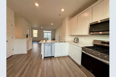 553 Yosemite Way, Mundelein, IL 60060 - Photo 5
