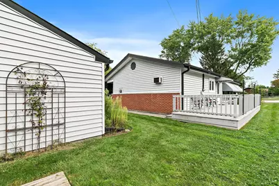 435 Kingman Lane, Hoffman Estates, IL 60169 - Photo 29