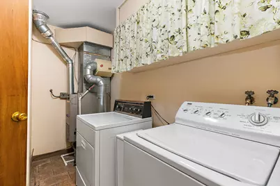 435 Kingman Lane, Hoffman Estates, IL 60169 - Photo 27