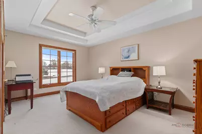 37181 N Fox Hill Drive, Wadsworth, IL 60083 - Photo 23