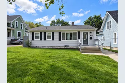 429 Ann Street, Elgin, IL 60120 - Photo 1