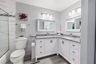 943 Little Falls Ct, Elk Grove Village, IL 60007 - Photo 17
