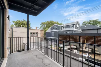 2209 W Belmont Avenue #2, Chicago, IL 60618 - Photo 21