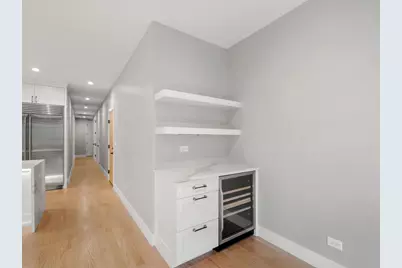 2209 W Belmont Avenue #2, Chicago, IL 60618 - Photo 9