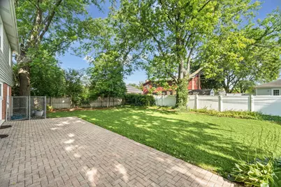 3822 Knight Street, Glenview, IL 60025 - Photo 27