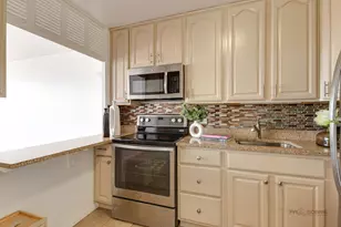 5445 N Sheridan Rd, Chicago, IL 60640 - Photo 21
