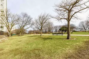 5445 N Sheridan Rd, Chicago, IL 60640 - Photo 27