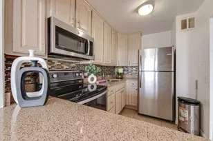 5445 N Sheridan Rd, Chicago, IL 60640 - Photo 17