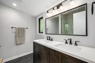 344 E Witchwood Ln, Lake Bluff, IL 60044 - Photo 23