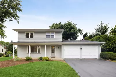 2S380 Golfview Drive, Glen Ellyn, IL 60137 - Photo 1
