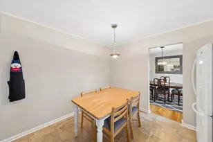 2S380 Golfview Dr, Glen Ellyn, IL 60137 - Photo 13