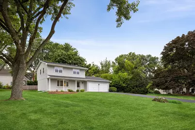2S380 Golfview Drive, Glen Ellyn, IL 60137 - Photo 3