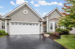 3856 Double Eagle Dr, Elgin, IL 60124 - Photo 1