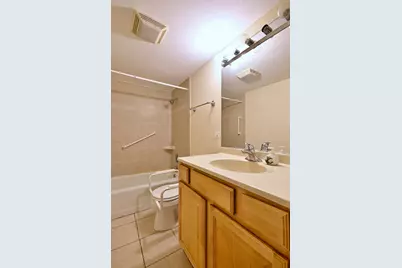 1000 S Lorraine Road #212, Wheaton, IL 60189 - Photo 11