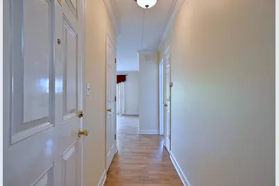 1000 S Lorraine Road #212, Wheaton, IL 60189 - Photo 9