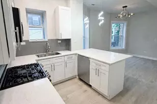 6039 S Eberhart Ave, Chicago, IL 60637 - Photo 3