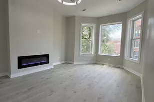 6039 S Eberhart Ave, Chicago, IL 60637 - Photo 7