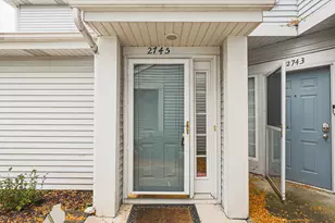 2745 Odlum Dr, Schaumburg, IL 60194 - Photo 3