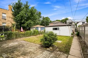 4150 W Melrose St, Chicago, IL 60641 - Photo 23