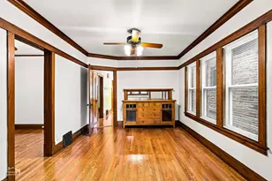 4150 W Melrose St, Chicago, IL 60641 - Photo 7