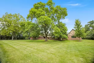 1899 Hilltop Ln, Bannockburn, IL 60015 - Photo 39