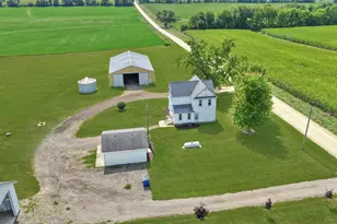2869 N Fawver Rd, Freeport, IL 61032 - Photo 5