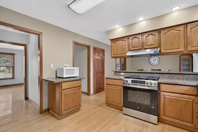 309 E Somonauk Street, Yorkville, IL 60560 - Photo 21