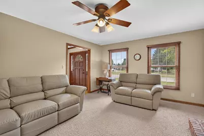 309 E Somonauk Street, Yorkville, IL 60560 - Photo 15