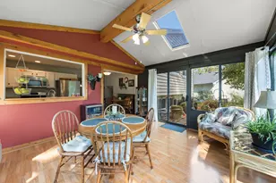 30W241 Bedford Ln, Warrenville, IL 60555 - Photo 9
