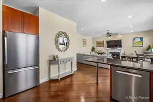 1541 W Chestnut St, Chicago, IL 60642 - Photo 9