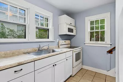 832 N 11th Street, Dekalb, IL 60115 - Photo 17