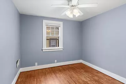 832 N 11th Street, Dekalb, IL 60115 - Photo 9