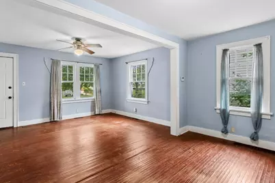 832 N 11th Street, Dekalb, IL 60115 - Photo 13