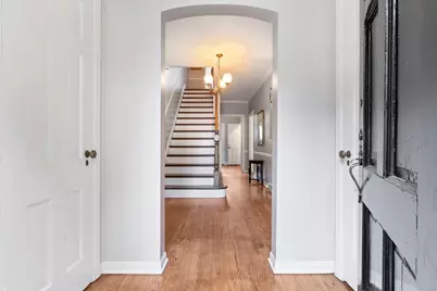 6652 N Chicora Avenue, Chicago, IL 60646 - Photo 3