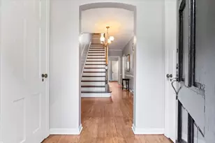 6652 N Chicora Ave, Chicago, IL 60646 - Photo 3
