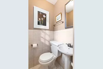6652 N Chicora Avenue, Chicago, IL 60646 - Photo 17