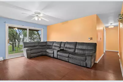 850 E Old Willow Road #211, Prospect Heights, IL 60070 - Photo 11