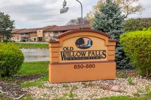850 E Old Willow Rd, Prospect Heights, IL 60070 - Photo 21