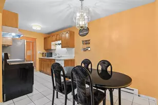850 E Old Willow Rd, Prospect Heights, IL 60070 - Photo 5